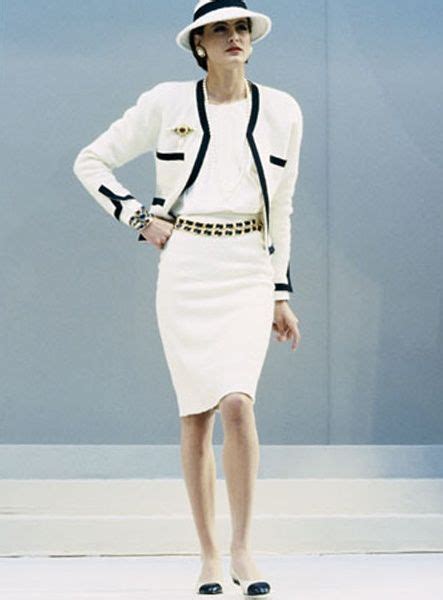 tailleur chanel classico|gabrielle chanel style.